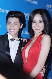 Hoa hậu mai phương thúy cũng lộ cả dàn tóc bạc khi chụp ảnh. Mai PhÆ°Æ¡ng Thuy Noi Gi Khi Noo PhÆ°á»›c Thá»‹nh Báº¥t Ngá» Tiáº¿t Lá»™ Chuyá»‡n Yeu Nhau