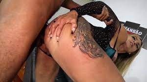 Evy Kethlyn levando no rabo no pelo com Chocolate - XNXX.COM