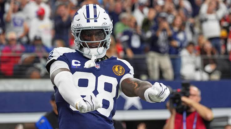 Cowboys' CeeDee Lamb Tells Critics to 'Keep Talking' After Big Game vs.  Chiefs