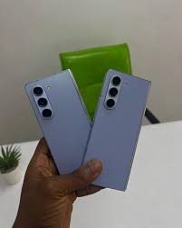 Uk used Samsung Fold 5 256gb Price: 1,400,000 ———————————— Uk used Samsung Fold  5 512gb Price: 1,480,000 . . . Do you want to see more sweet deals 🤩🤩?  Like and Share