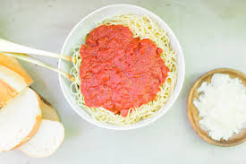 It takes an already simple meal and makes it even quicker with less clean up! How To Throw A Spaghetti Dinner Party Glitter Inc