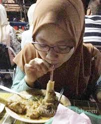 Even with nasi ayam penyet is delicious too. Makan Di Johor Bahru Restoran Zz Sup Tulang Dan Murtabak Cheese Lynda Che Lah