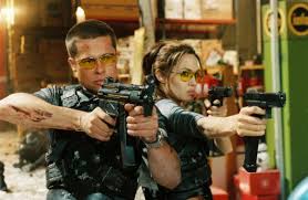Smith put their formidable skills to work and their marriage to the ultimate test. Mr Mrs Smith 2005 Film Cinema De
