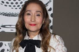 How can i contact dudu camargo's management team or agent details, and how do i get in touch directly? Sonia Abrao Sai Correndo Apos Troca De Farpas Entre Felipeh Campos E Dudu Camargo Penteados Para Cabelo Liso Dudu Camargo Cabelo Penteado