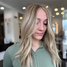 Haley Faber's Instagram, Twitter & Facebook