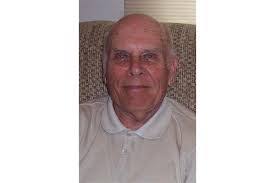 Earl Shank's Instagram, Twitter & Facebook