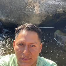 Cual recomiendan comprar? La pulsar ns125 o discover 125 st. Me gustaría  leer sus comentarios en su experiencia con esos modelos