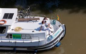 Découvrez notre résidence location canal du midi à toulouse : Croisiere En Peniche Sur Le Canal Du Midi Toulouse Jusqu A 70 Voyage Prive
