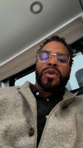 PSA🚨🚨🚨 dunks up for auction autographed by yours truely ‼️LINK ➡️.  https://ticalathletics.com/products/wu-dunk-worn-by-method-man