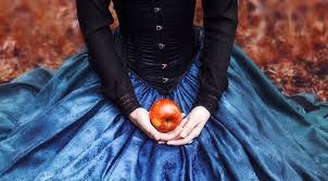 She doesn't know how to lead at first, but she knows how to open her heart and parents need to know that snow white and the huntsman isn't the sweet and colorful fairy tale that's depicted in other adaptations: Snow White Slots 2021 Best Snow White Slot Machines To Play Online