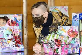 Jun 26, 2021 · y a pas la mer après avoir sillonné en long et en large les 2 km2 du rocher (saluons l'endurance de la journaliste terrain), maroussia dubreuil est formelle : Princess Charlene Of Monaco Shaved Her Hair Into A Half Hawk See Her Punk Princess Style