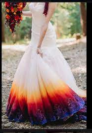 Omg I Love This Dip Dyed Wedding Dress Dye Wedding Dress Dip Dye Wedding Dress Wedding Dresses