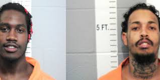 Ardmore police search for suspects in shooting