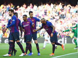 El barcelona cierra la jornada 31 de laliga santander recibiendo al getafe en el camp nou en un partido en el que los de koeman no pueden permitirse un tropiezo si quieren seguir v. Barcelona 2 0 Getafe Report Arturo Vidal Scores In Nou Camp Victory Mirror Online