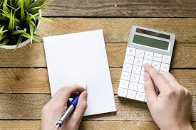 Femeile pot ieși anticipat la pensie cu maximum cinci ani mai devreme față de vârsta standard de pensia anticipată parțial la femei. Pensionar In Marea Britanie Cat È™i Cand PoÈ›i Primi Pensie