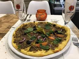 Pizza Au Thym Mankouchet Zaatar Le Comptoir Libanais Nice Facebook