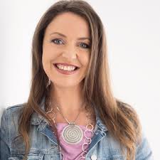 Amazon.com: Sandra Suarez Dominguez: books, biography, latest update