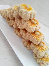 Resepi biskut untuk rujukan anda yang ingin membuat kuih raya sendiri. Biskut Mazola Legend Gebu Cair Di Mulut 5 Bahan Je Nak Buat Pun Senang Sangat Pa Ma