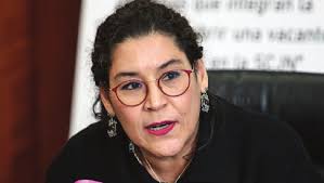 Loretta y Zaldívar se enfrascan en exhibir quién dejó más trabajo rezagado