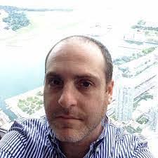 Abraham Esses's Instagram, Twitter & Facebook