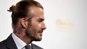 David beckham features quite a lot in the anniversary issue and i think that the strip with david beckham and sir alex ferguson is brilliant. David Beckham Recalls Flying Boot Incident Praises Sir Alex Ferguson S Accuracy Ht Media