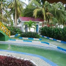Banyak tempat wisata baru bermunculan, baik wisata. Waterboom Wahana Surya Bengkulu Milda Ini