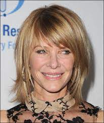 Medium Shag Hairstyles With Bangs Side Swept Bangs Blunt Bangs Choppy Ba Medium Hair Styles For Women Hair Styles For Women Over 50 Medium Length Hair Styles