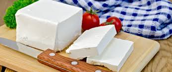 Calorii 283kcal, proteine 18.2g, carbohidrati: Cate Calorii Are Branza De Oaie Stii Cat Este Sa Sanatoasa