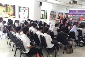 Lai meng kindergarten and primary school. Smk Bukit Jalil Students Visit Limkokwing University Limkokwing University Of Creative Technology