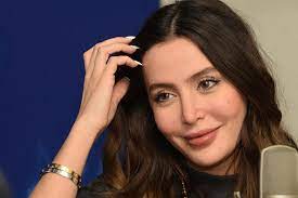 كلية كوينسي هي مؤسسة معتمدة تمنح شهادة بعد الدراسة لمدة سنتين وتقع في مدينة الرئيس بريزدنت سيتي بكوينسي، ماساشوتس. Ù…Ø±Ø§Ù… Ø¹Ù„ÙŠ Ø±ÙØ¶Øª Ø¹Ø±ÙˆØ¶ Ø§Ù„Ø²ÙˆØ§Ø¬ Ù„Ù‡Ø°Ø§ Ø§Ù„Ø³Ø¨Ø¨ ÙˆØ£ØµØ¨Øª Ø¨Ù€ ÙƒÙˆØ±ÙˆÙ†Ø§ Ù…Ø¬Ù„Ø© Ø³ÙŠØ¯ØªÙŠ