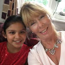 Maxine Sims (@maxine.sims.50) • Facebook, Connect with friends