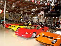 We had the opportunity to check out jay leno's garage in burbank california a while back. Pin On Jay Leno S Garage