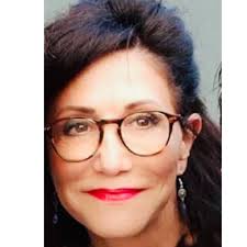 Battue, affamée, humiliée. Ainsi se déroulèrent les dix premières années de  la vie de Mary Ellen Wilson, née à New York en mars 1864. Son père mourut  alors qu'elle n'était encore qu'un