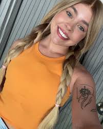 Feels so good to be back in the salon 🤍🫶🏼