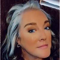 Stephanie Spanos's Instagram, Twitter & Facebook