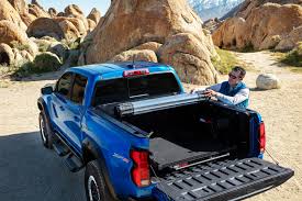 Short Bed Hard Rolling Truck Bed Cover by RealTruck Advantage® - Associated  Accessories | 19541559 | Chevrolet Accessories