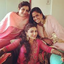 The love birds are all set to tie the knot on january 25 th. Soha Ali Khan Ties Knot With Longtime Love Kunal Khemu World Dawn Com