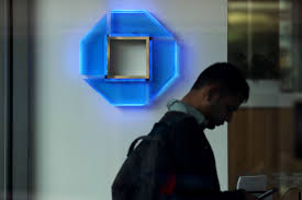 Bank branch managers oversee all aspects of a single branch of a bank. Banks Gave Richest Clients Concierge Treatment For Pandemic Aid The New York Times