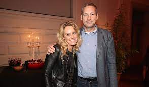 Voor mij geen escapades meer. Gert Verhulst Is Al 11 Jaar Samen Met Ellen Behalve Toen Hij Met Josje Was Maar Dat Noemt Hij De Grootste Fout Uit Zijn Leven Showbizz Hln Be