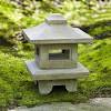 The pagoda in this garden is the later. 1