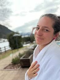 Entspannt ☺️ Ich kann die Arbeit zwar schon rufen hören, aber ich bin  bereit und freue mich schon sehr auf das was da kommt! Vielleicht kommt ihr  ja auch. 🥰 🤩 Souvlaki