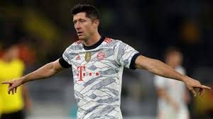 Pep guardiola empezará mañana su tercera temporada con el bayern con la disputa de la supercopa alemana contra el wolfsburgo y en medio de discusiones sobre su renovación (su contrato vence a. Dulurhrw Scxm