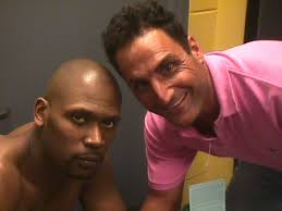 Huskies rollin', have Will Perdue in their sights