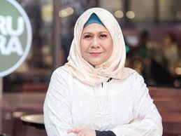 This fan page is dedicated to all fauziah ahmad daud fans & friends. Ogy Ahmad Daud Tempelak Penerbit A Aida News Features Cinema Online