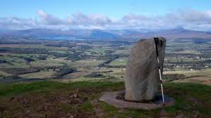 Scotland has over 790 islands, around a 100 of which are inhabited, and visiting them is a real treat. Dumgoyne Hill The Campsies Scotland Youtube