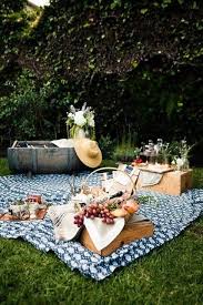 Bolsas de celofán con listón. Ideas Inspiradoras Para La Decoracion De Un Picnic