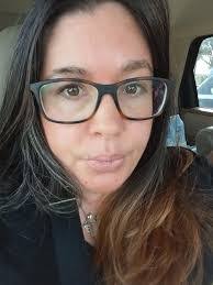 Adrianne Mclean's Instagram, Twitter & Facebook