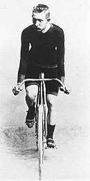 Sul podio van aert e pogacar. Ciclismo Ai Giochi Della I Olimpiade 12 Ore Su Pista Wikipedia