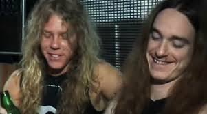 Em 1986, Cliff Burton dava sua última entrevista ao lado de James Hetfield