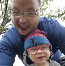 Age Differences in Relationships and Their Irrelevance to Love